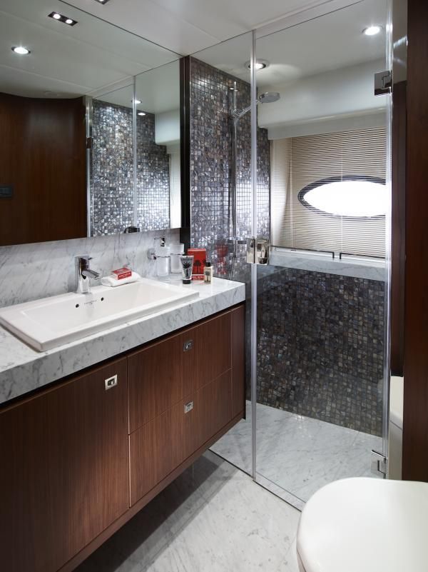 2014 Princess 83 