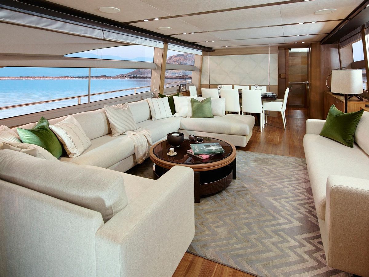 2014 Princess 83 