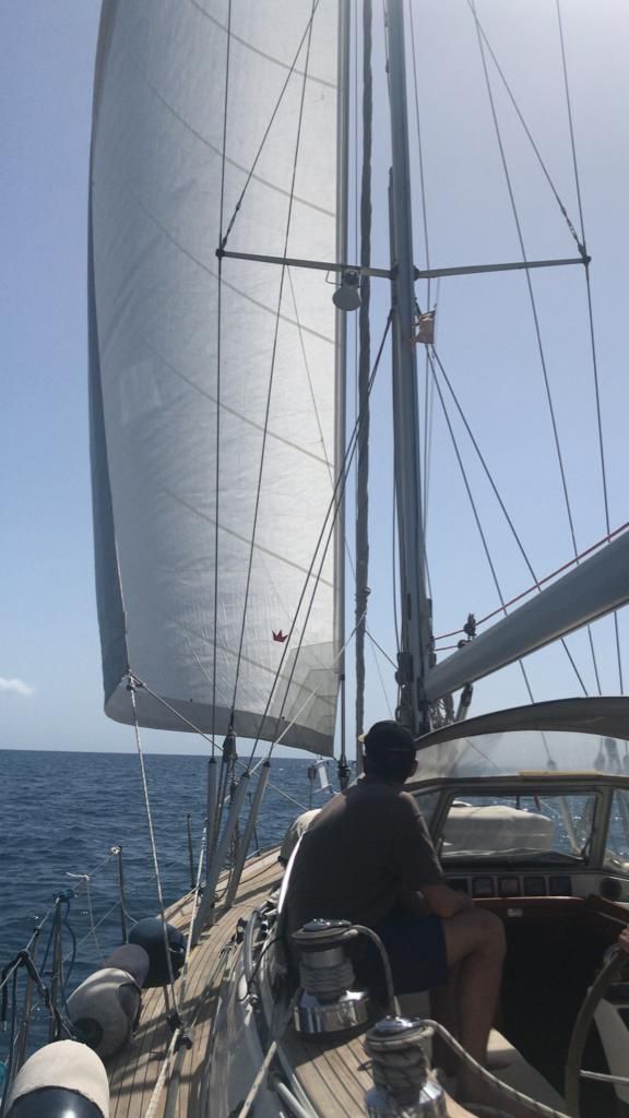 2004 Hallberg-Rassy 48 