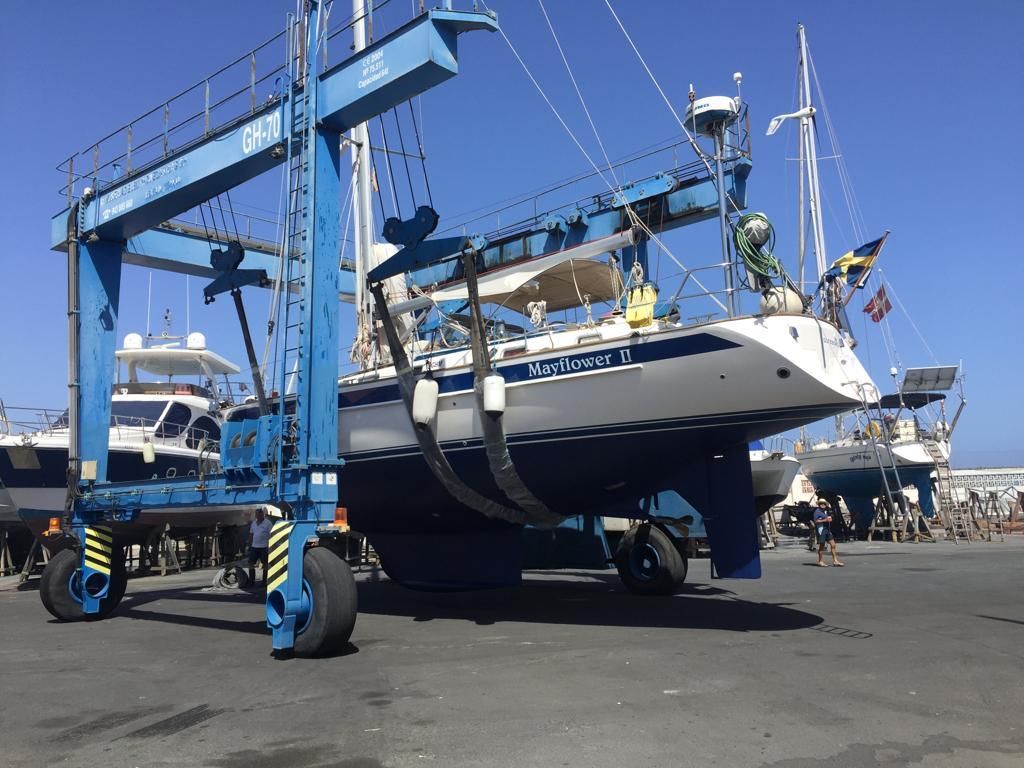 2004 Hallberg-Rassy 48 