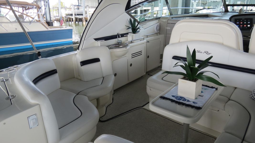 2007 Sea Ray 380 Sundancer