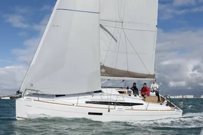 Jeanneau 349