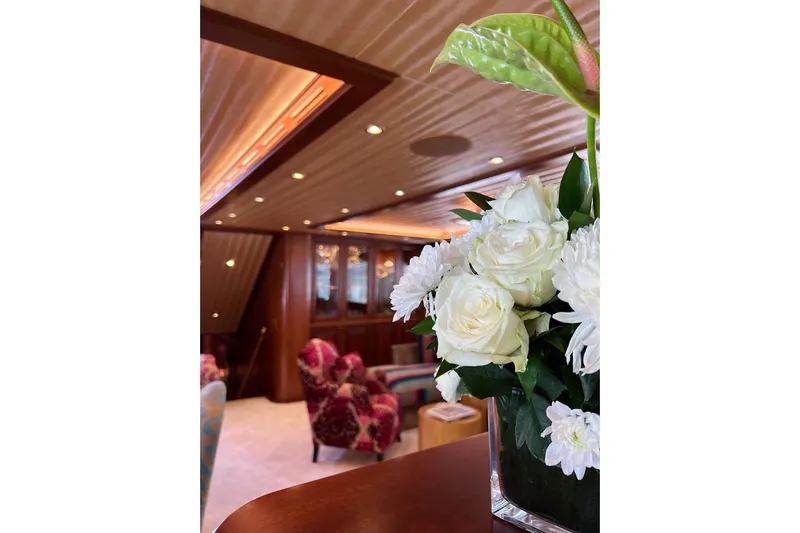  Yacht Photos Pics Luxurious yacht interior with elegant floral arrangement, Custom-Craft Steel Pax Navi 43 m, 2010.