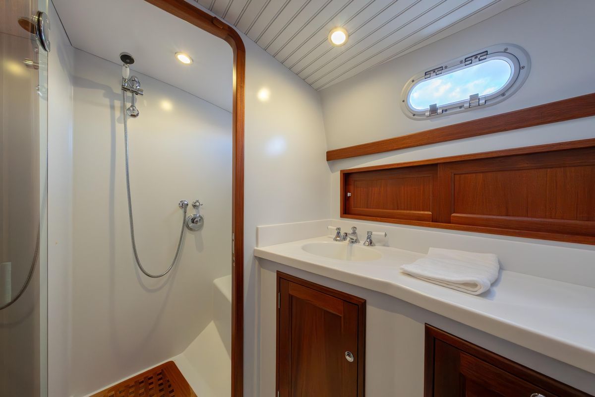 2013 New England Boatworks 50 