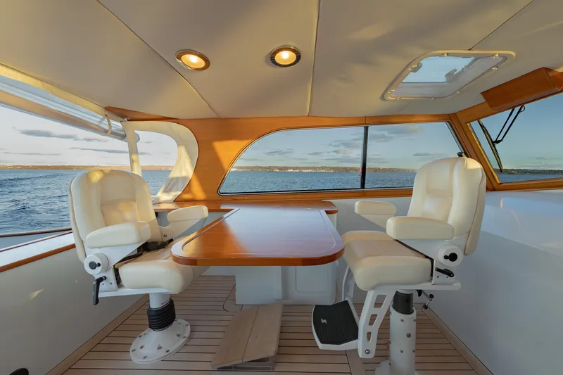 Lu Ella B Yacht Photos Pics work station, portside