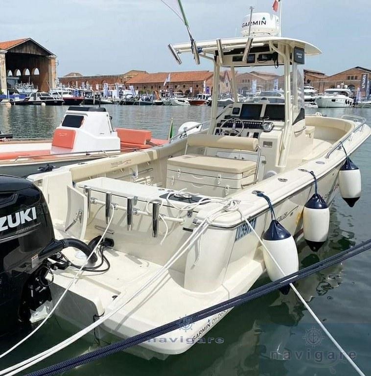 Outboard center console boat - T250 VM - Tuccoli - Technology Boats -  twin-engine / planing hull / fishing