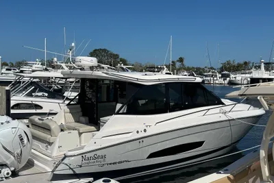 Regal 36 XO