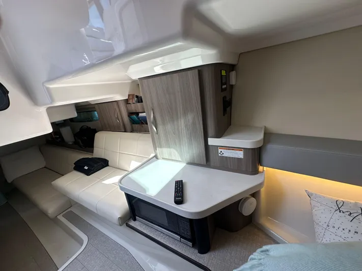  Yacht Photos Pics 2021 REGAL 36 XO - Image 26