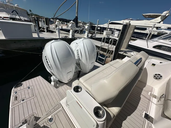  Yacht Photos Pics 2021 REGAL 36 XO - Image 8