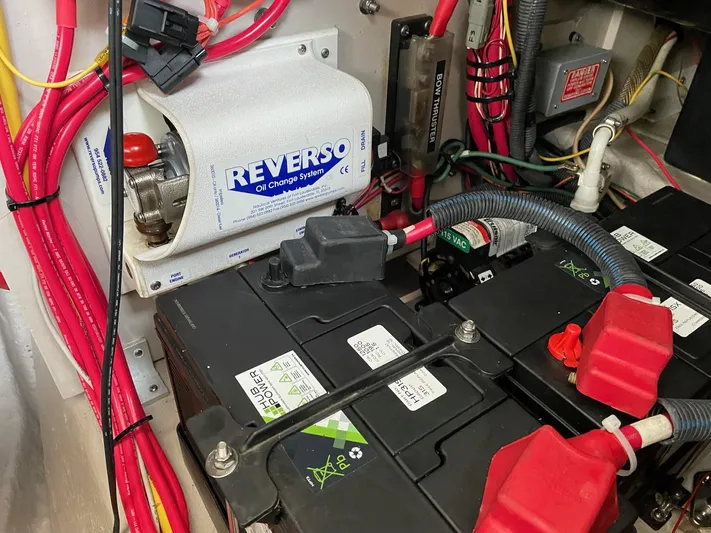 Covetime II Yacht Photos Pics Reverso oil change system in 2006 Sea Ray 44 Sedan Bridge.