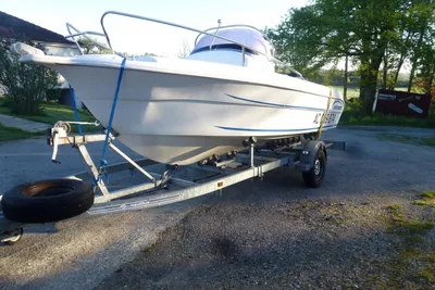 2005 Everset 530 Open