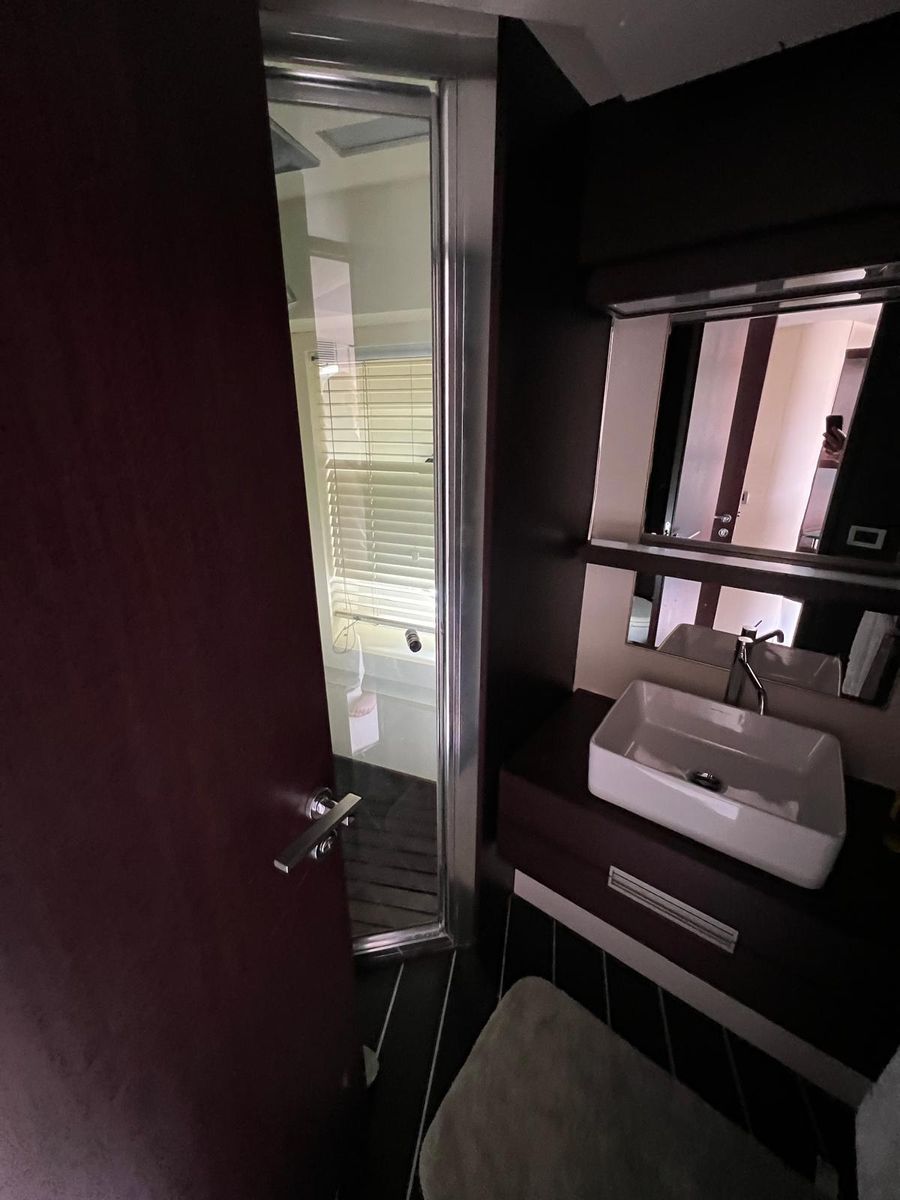 2006 Azimut 88 