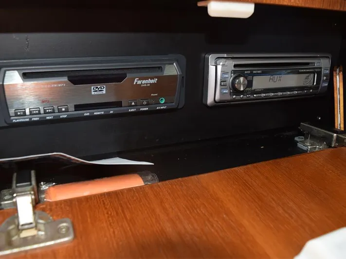  Yacht Photos Pics 2006 Tiara Yachts 3200 Open interior with DVD and audio system.