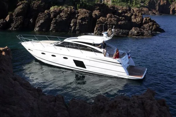  Yacht Photos Pics Manufacturer Provided Image: Princess V52 Side View