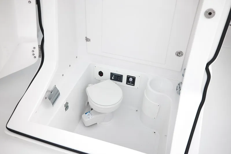  Yacht Photos Pics Manufacturer Provided Image