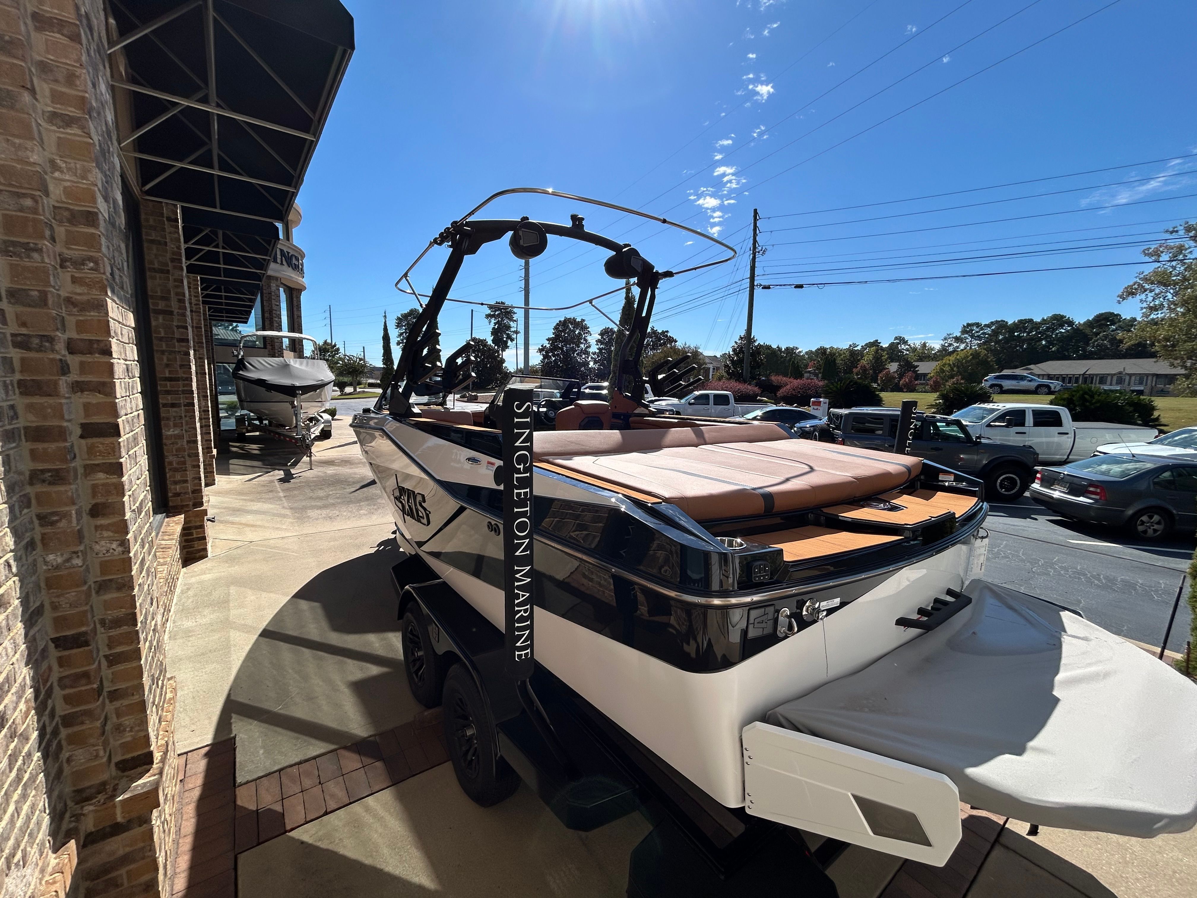 2026 AXIS T220 - Image 5