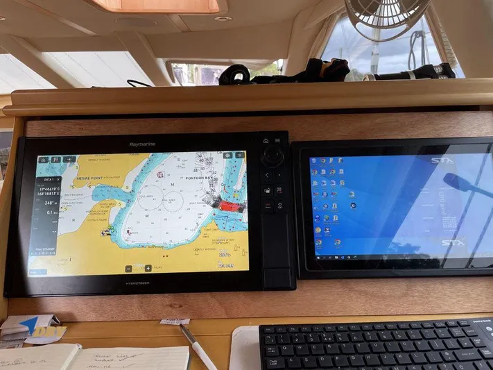 Sapphire II Yacht Photos Pics 