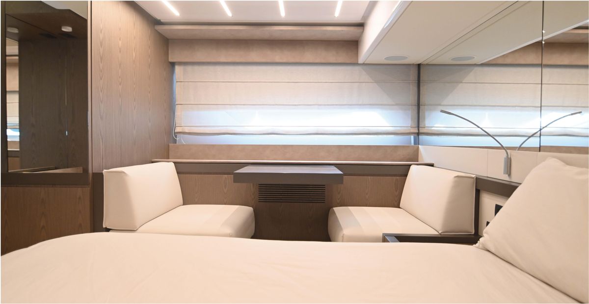 2022 Ferretti Yachts 57 