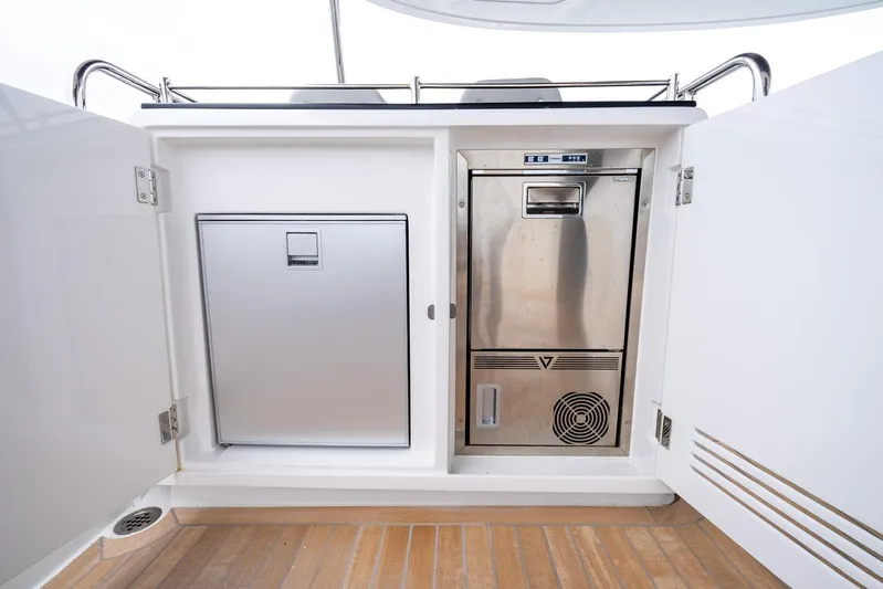 Personal Responsibility Yacht Photos Pics 