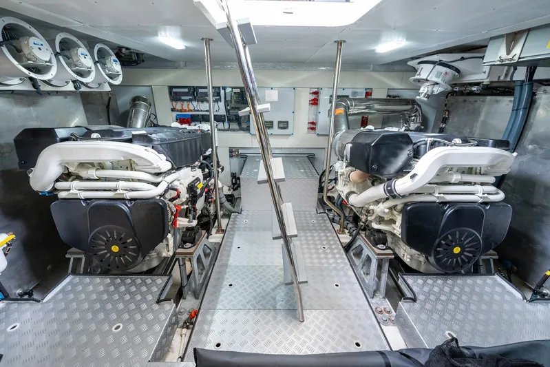 Personal Responsibility Yacht Photos Pics 