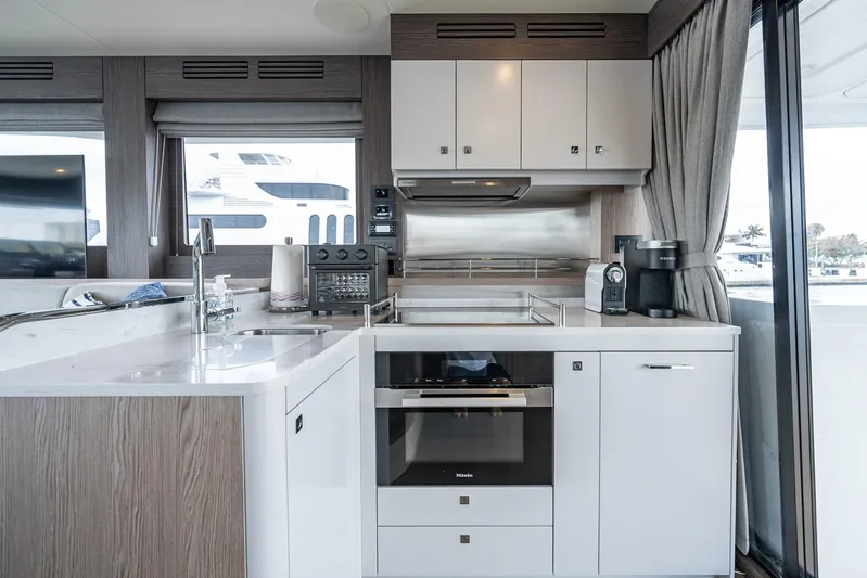 Personal Responsibility Yacht Photos Pics 