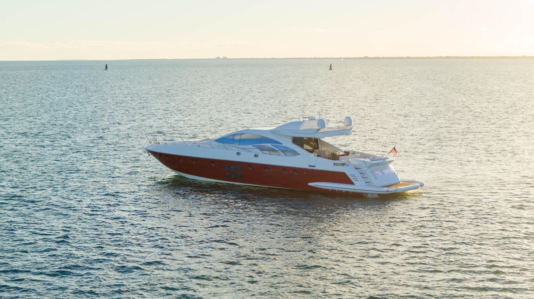 2010 Azimut 86S