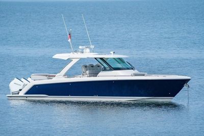 2024 Tiara Yachts 38 LS