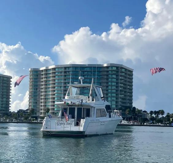 Gypsy Soul Yacht Photos Pics 