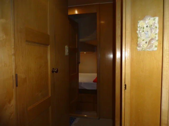 Gypsy Soul Yacht Photos Pics 