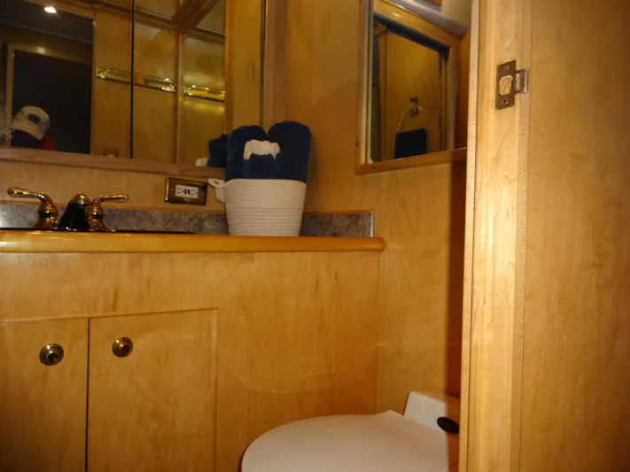 Gypsy Soul Yacht Photos Pics 