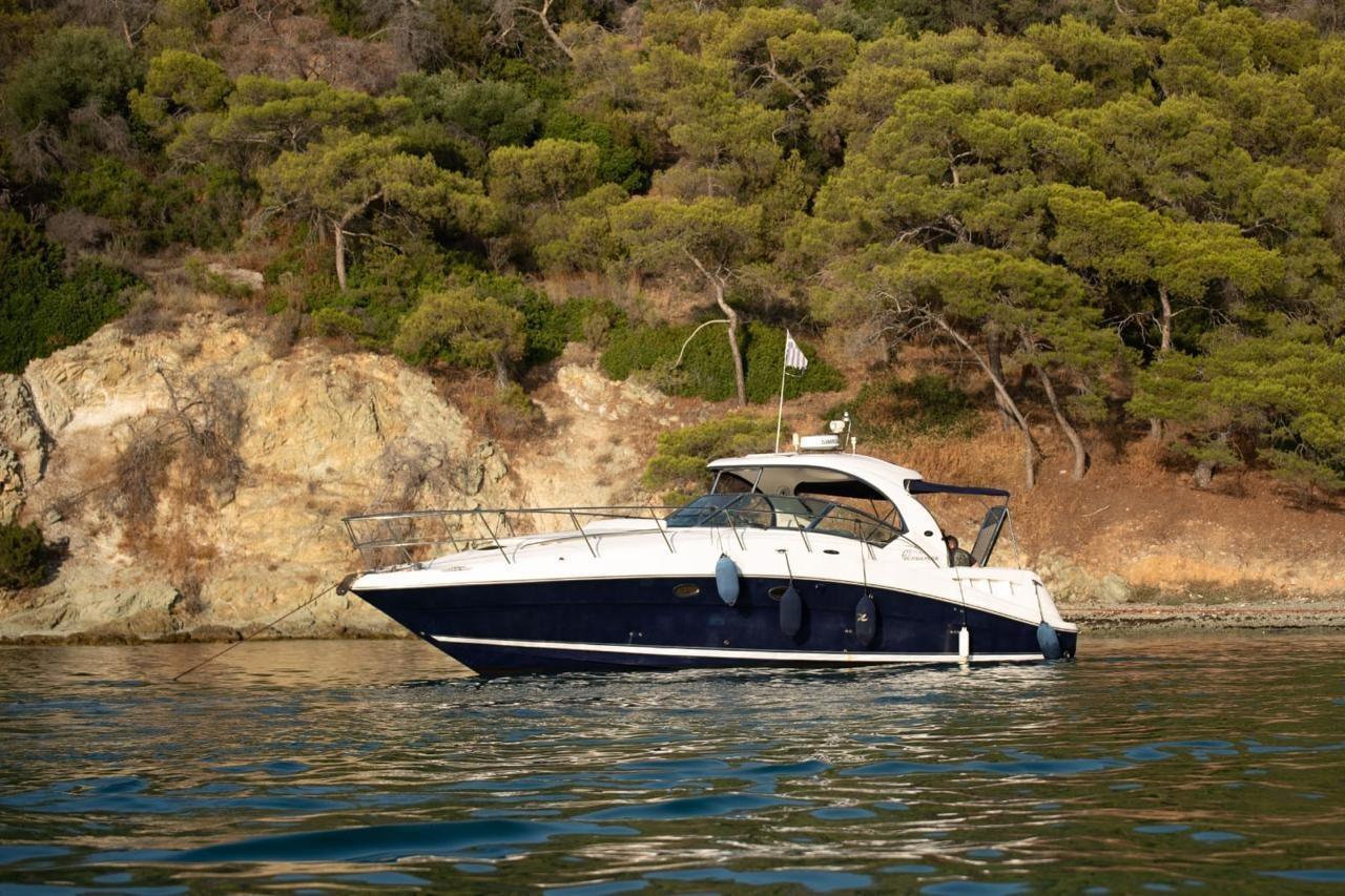 Sea Ray 425 Sundancer