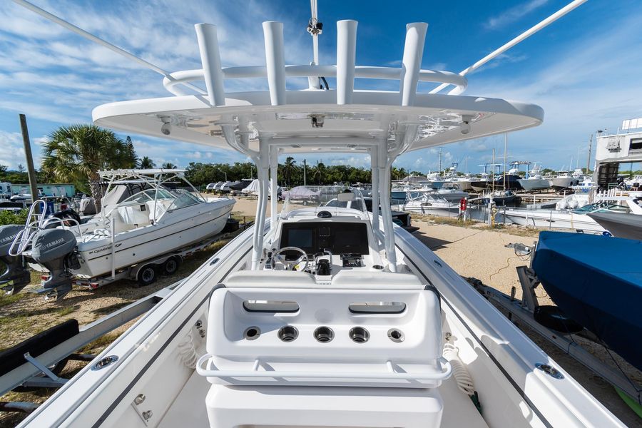 2015 Intrepid 327 Center Console
