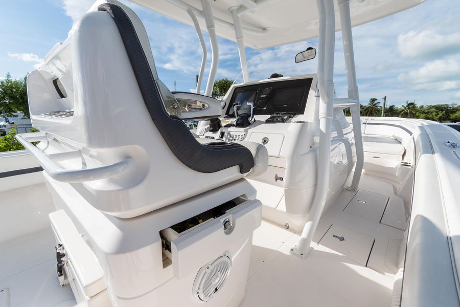 2015 Intrepid 327 Center Console