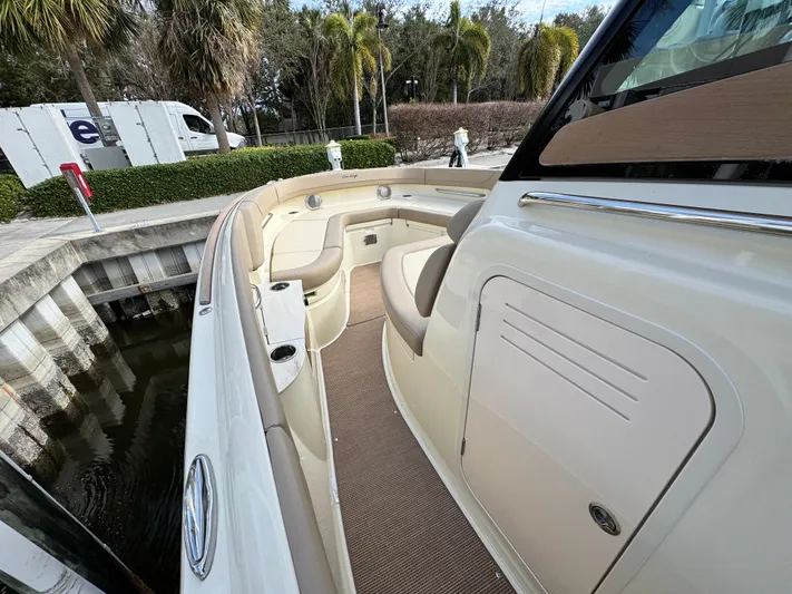  Yacht Photos Pics 2025 Chris-Craft Catalina 28 boat with elegant seating and sleek design.