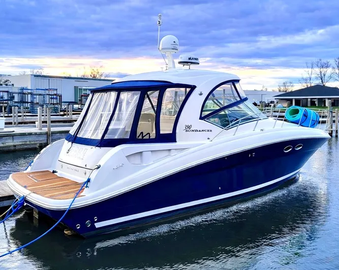 Good Trouble Yacht Photos Pics Exterior