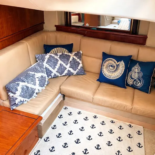 Good Trouble Yacht Photos Pics Aft StateRoom / Seating Area