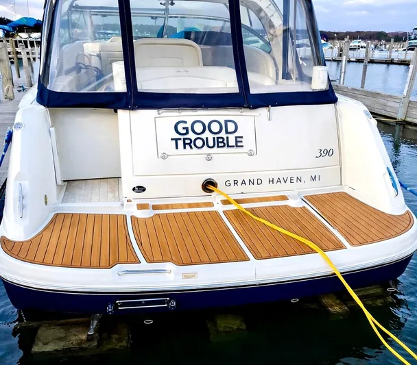 Good Trouble Yacht Photos Pics Swim Platform