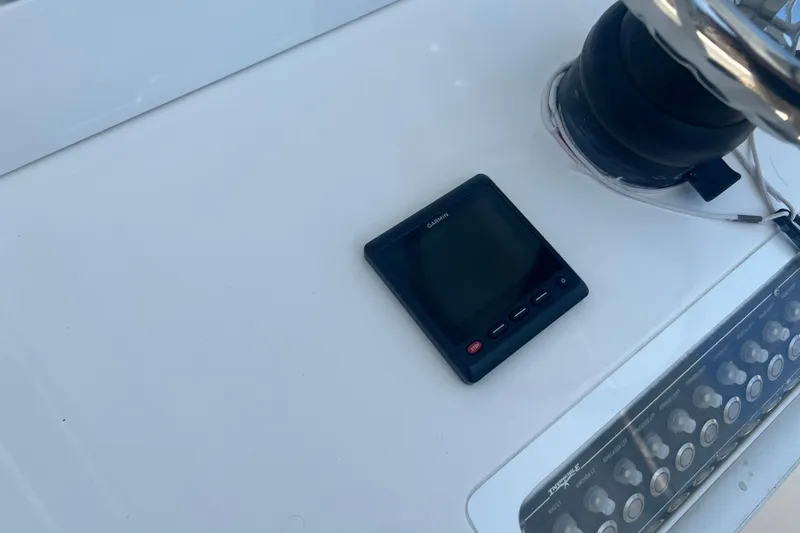  Yacht Photos Pics 2018 Invincible 36 Open Fisherman dashboard with Garmin device and controls.