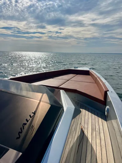 Argento Yacht Photos Pics 