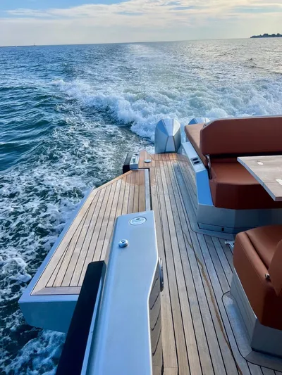 Argento Yacht Photos Pics 