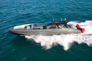 Midnight Express 60 Pied-a-Mer