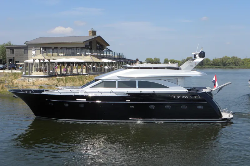 Timeless Yacht Photos Pics 