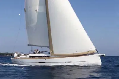 2020 Dufour 460