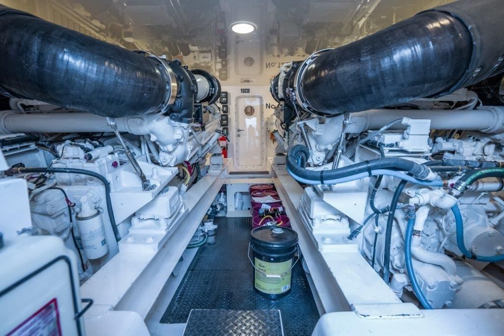 2015 Viking 66 