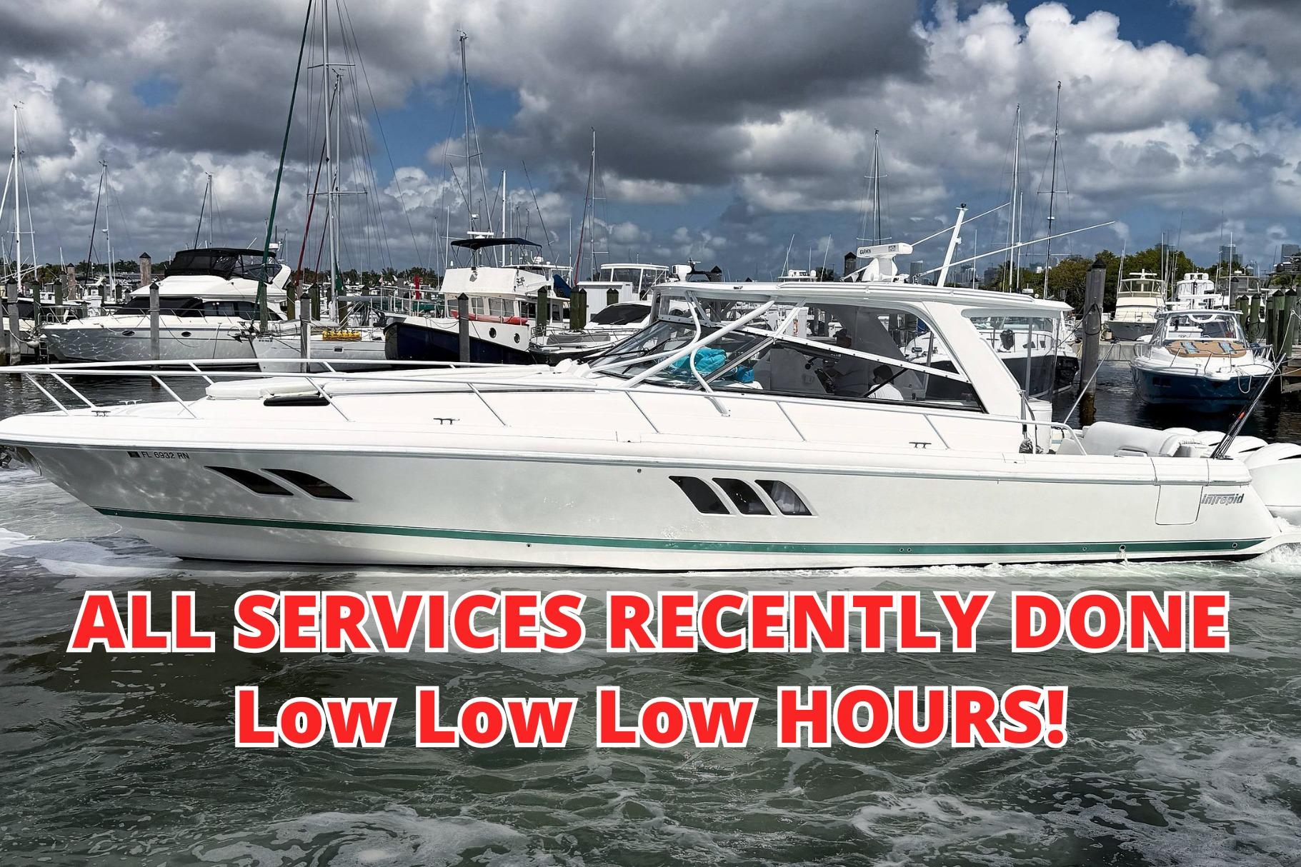 Intrepid 475 Sport Yacht