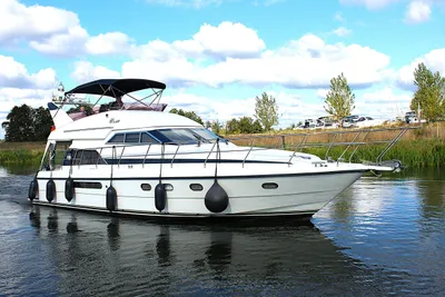 1993 Neptunus 141 Sedan