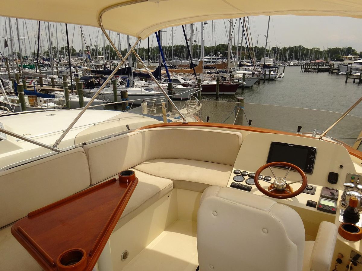 2002 Hinckley 44 