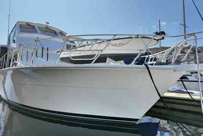 1999 Viking 60 Cockpit Sport Yacht