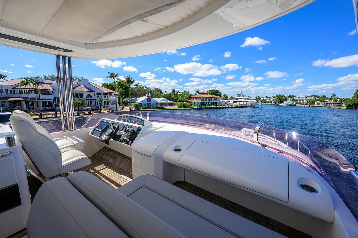 2016 Princess 64 