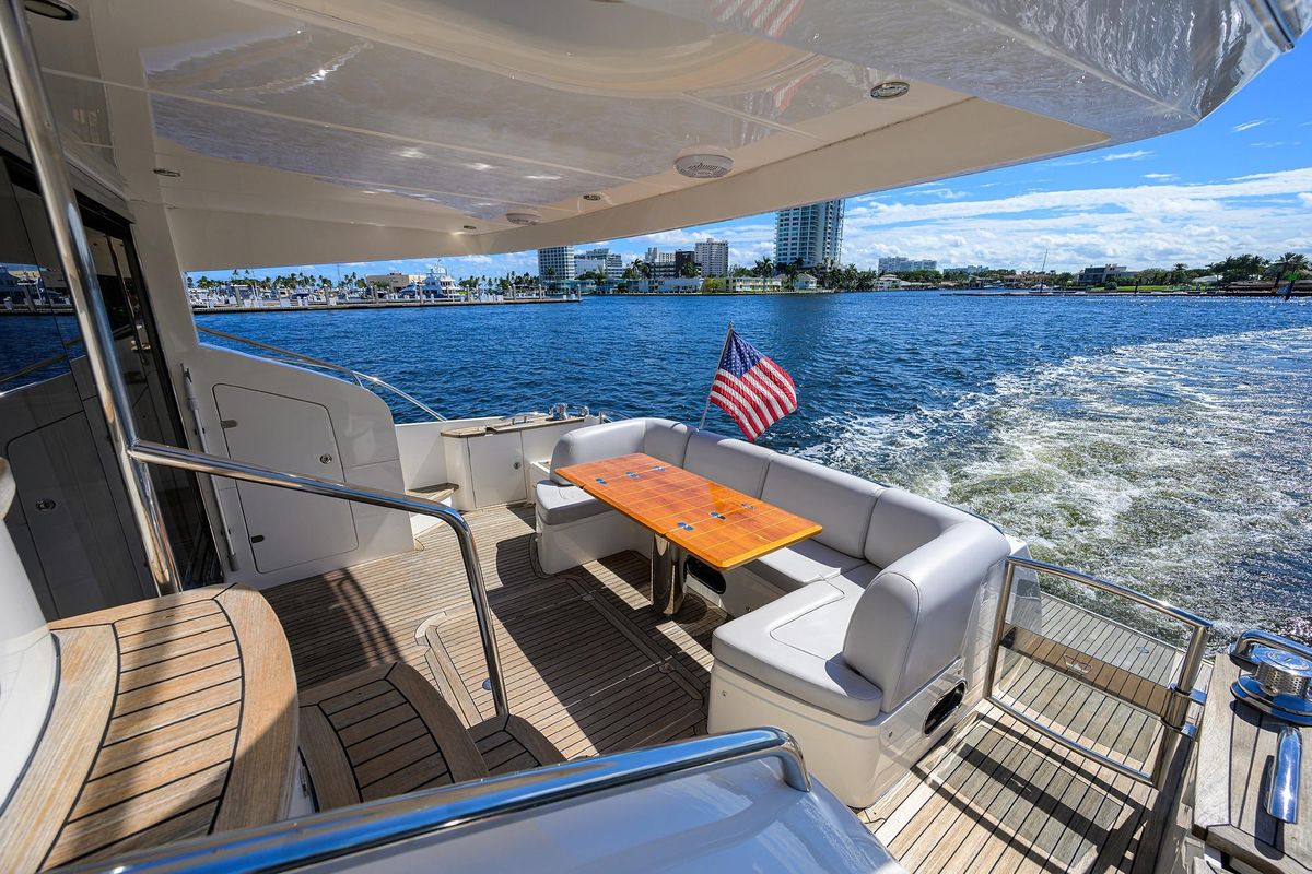 2016 Princess 64 